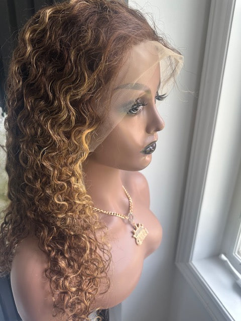 18" Pineapple Curl Lace Front Wig "Glueless"